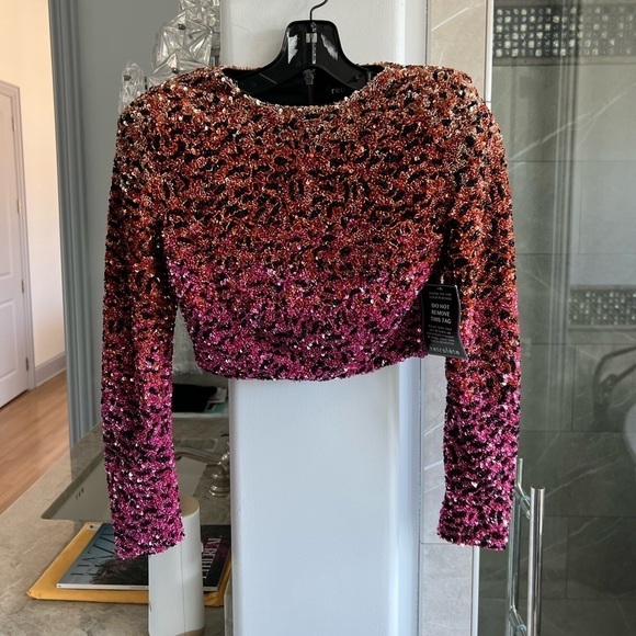 RETROFETE Xi Sequined Top: Ombré Noise - Picture 7 of 12